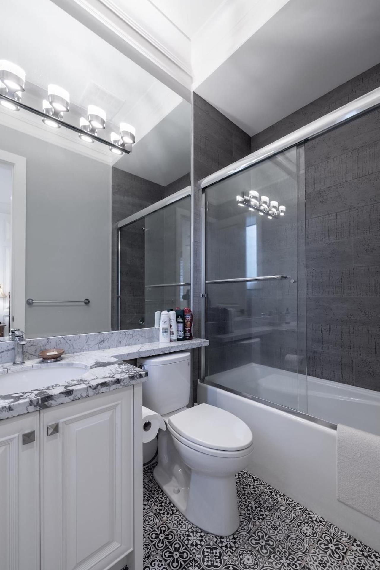 Luxurious Private Rooms In Ричмонд Екстер'єр фото